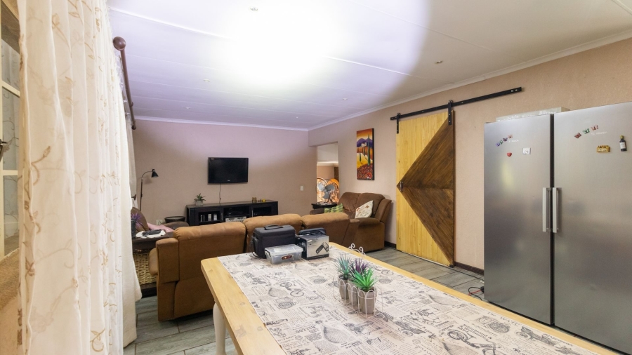 5 Bedroom Property for Sale in Cashan North West